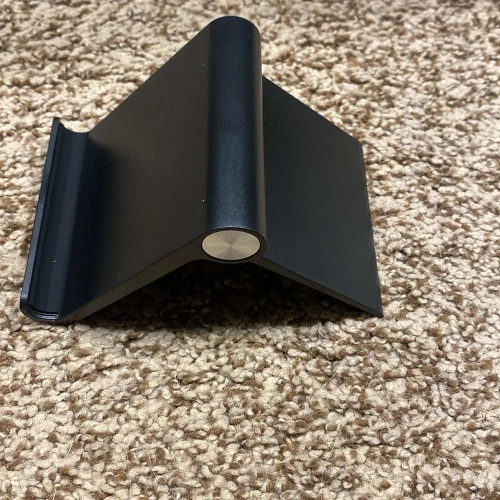 Phone stand